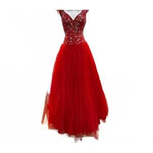 NEW TIFFANY EXCLUSIVES women's prom dress in red
